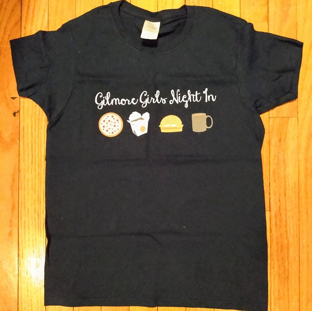 Gildan Women's Small Navy Blue Gilmore Girls Short Sleeve Graphic T-shirt